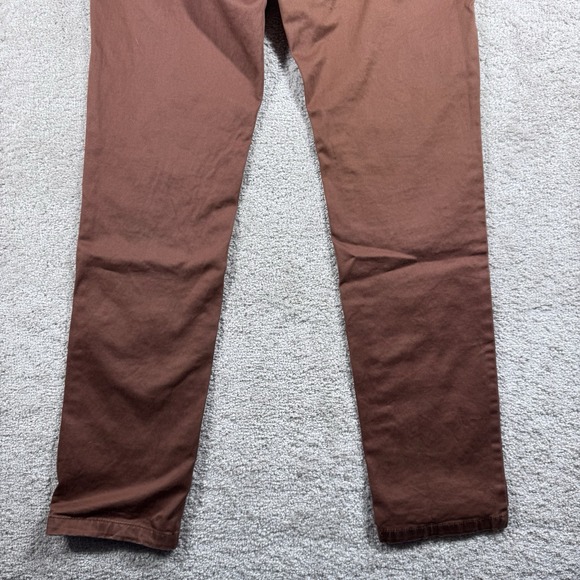 Levi Strauss & Co. Mens Chino Pants Straight Leg Pockets Size 30x32 Burgandy - Picture 8 of 10